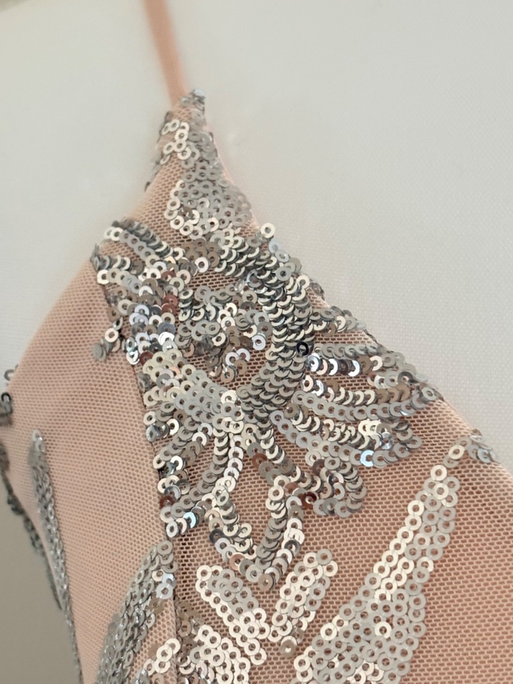 Windsor Silver & Nude M Spring Formal Prom Sparkle Sequin Glitter Dress - Picture 4 of 16